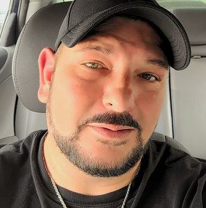 Meet your Posher, Chad